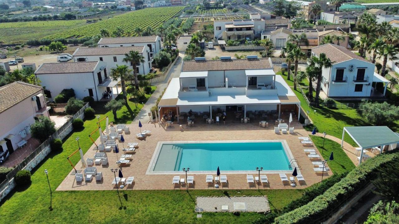 Oasi Guzzetta Hotel&Case Vacanze マルサラ エクステリア 写真